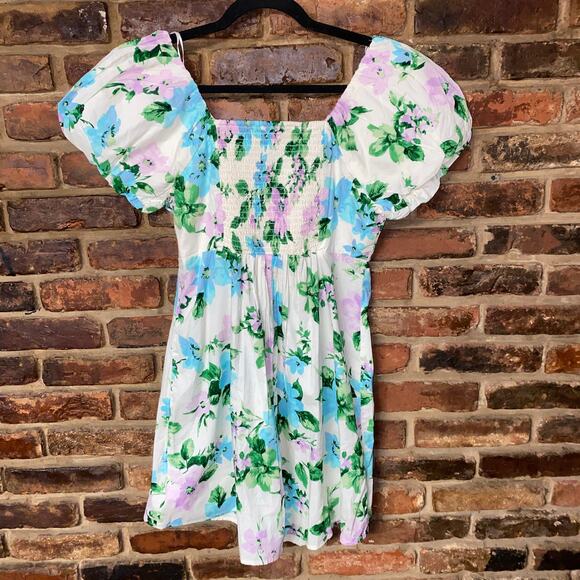 NWT Old Navy Pastel Floral Short Sleeve Smocked Mini Swing Dress Size Medium - Picture 9 of 9